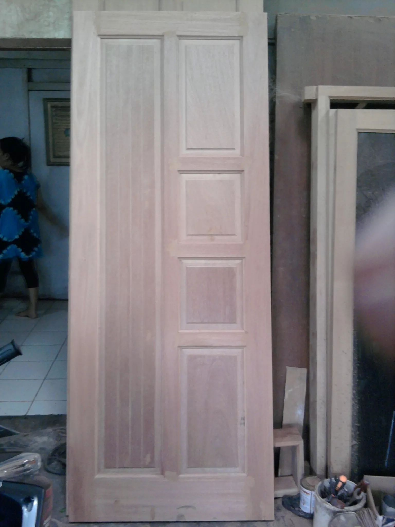 Gambar pintu kayu jati 